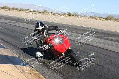 media/Dec-01-2025-Moto Forza (Mon) [[2daa91e15f]]/2-Intermediate Group/Session 4 (Turn 10 Inside)/